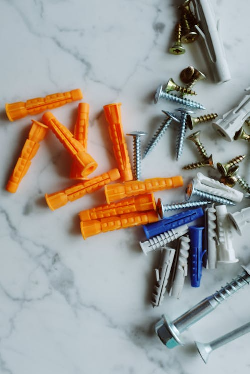 Fasteners & Hardware